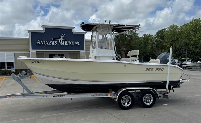2004 Sea Pro 206 CC
